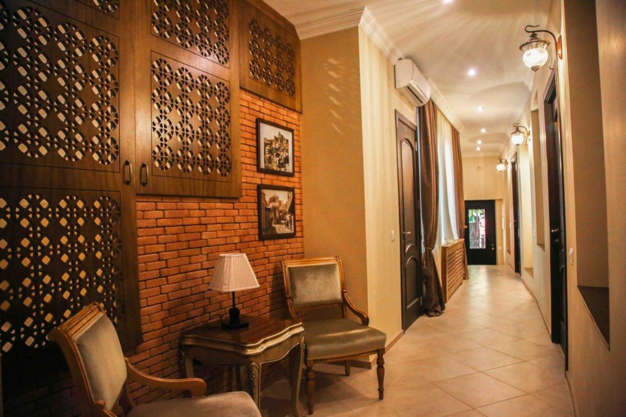 B&B Rooms Tbilisi Bagian luar foto