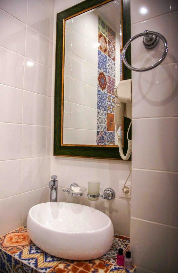 B&B Rooms Tbilisi Bagian luar foto