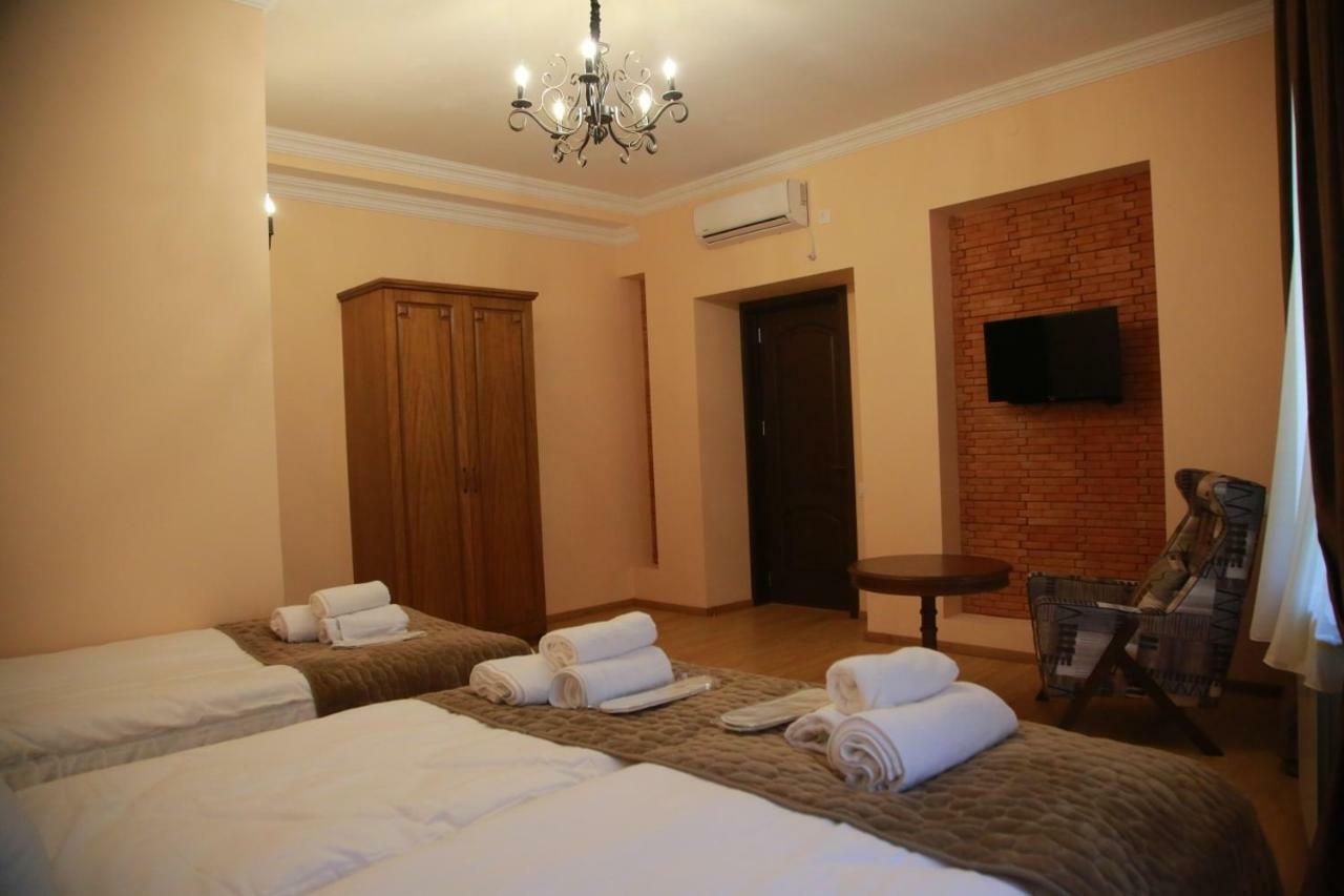 B&B Rooms Tbilisi Bagian luar foto